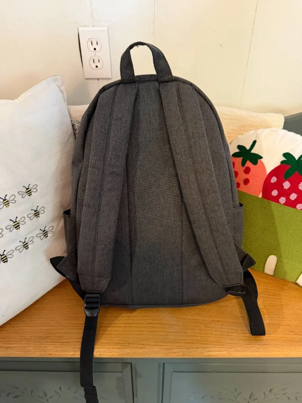 Herschel Supply Co. Classic Backpack – Heather Grey – Like New